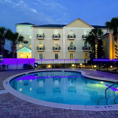 30-A Inn & Suites